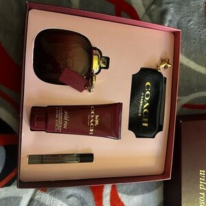 Vibrant Red Rose Bouquet with Designer Wrap